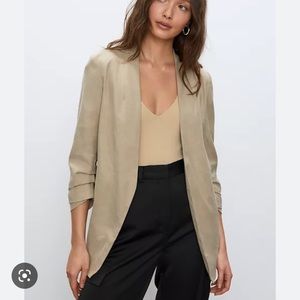 Aritzia Babaton Power Linen Blazer